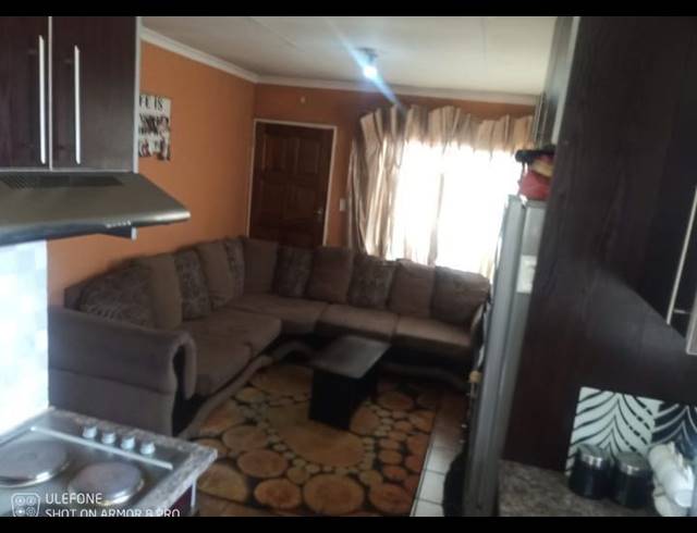 2 BEDROOM HOUSE FOR SALE IN MAPLETON